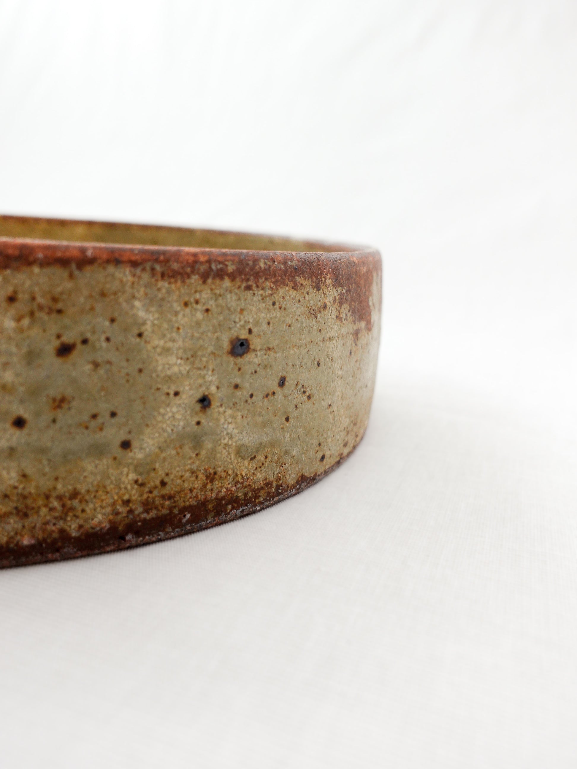 馬渡新平 / 平鉢7寸 Φ21cm