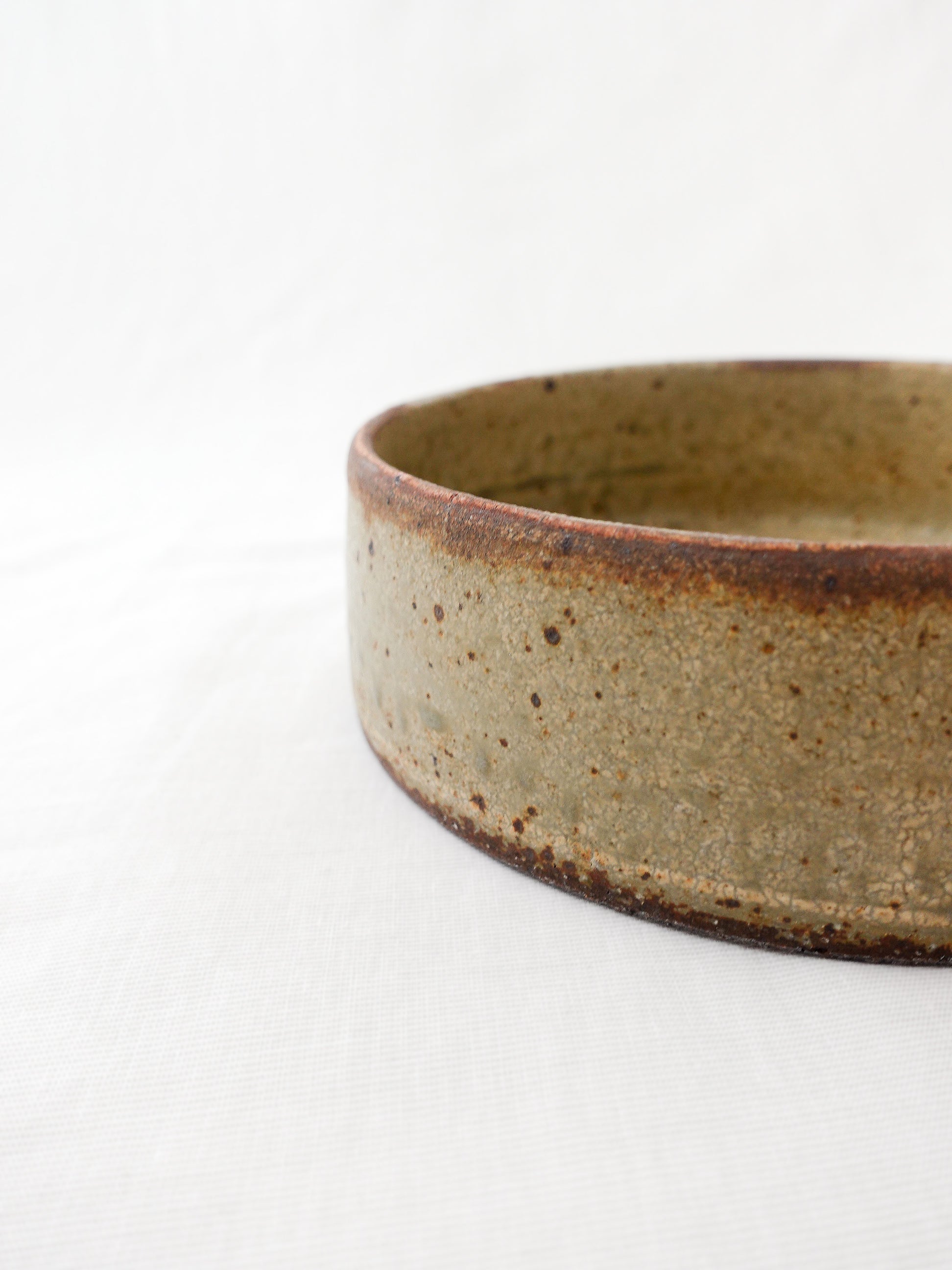 馬渡新平 / 平鉢6寸 Φ18cm