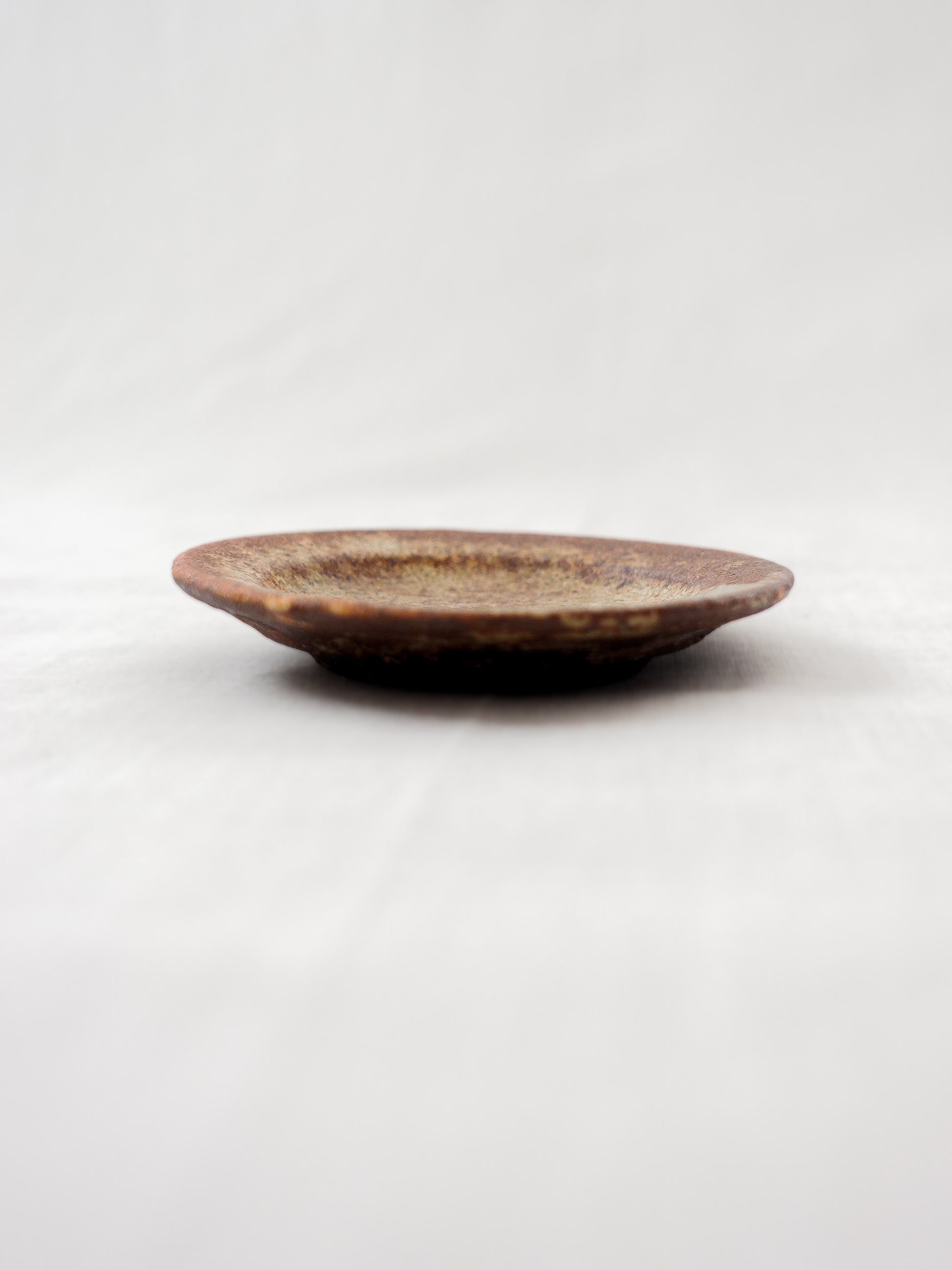 馬渡新平 / リム皿 Φ8cm