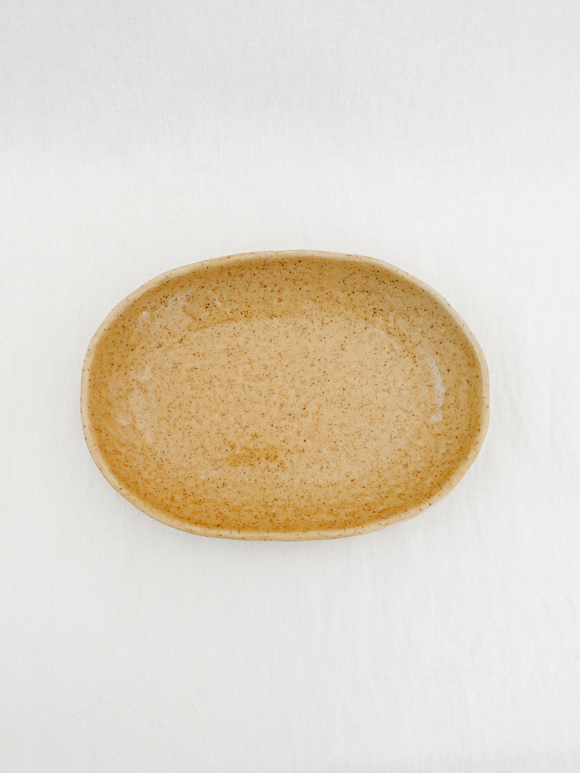 Oval Dinner Plate / 23cm